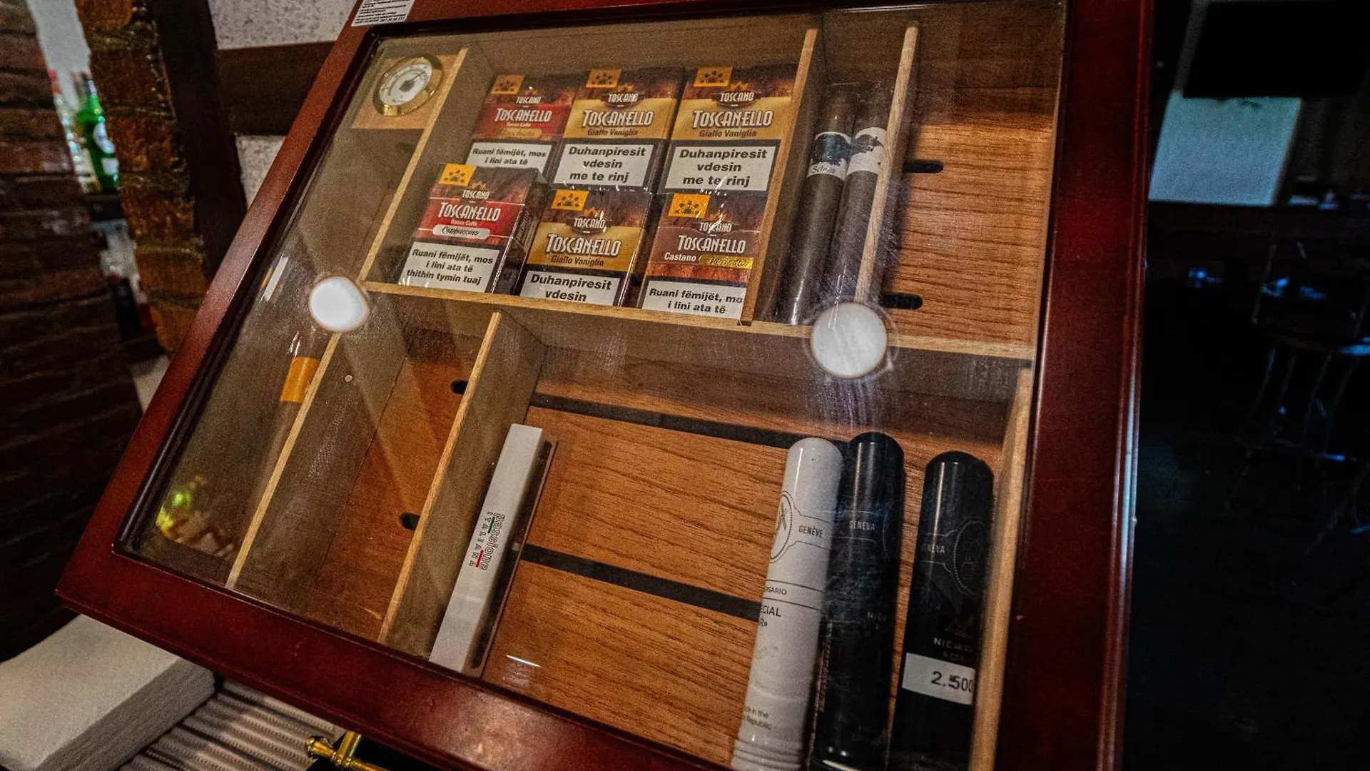 **** 度假村 自然拉兹玛度假酒店 Razëm 阿尔巴尼亚