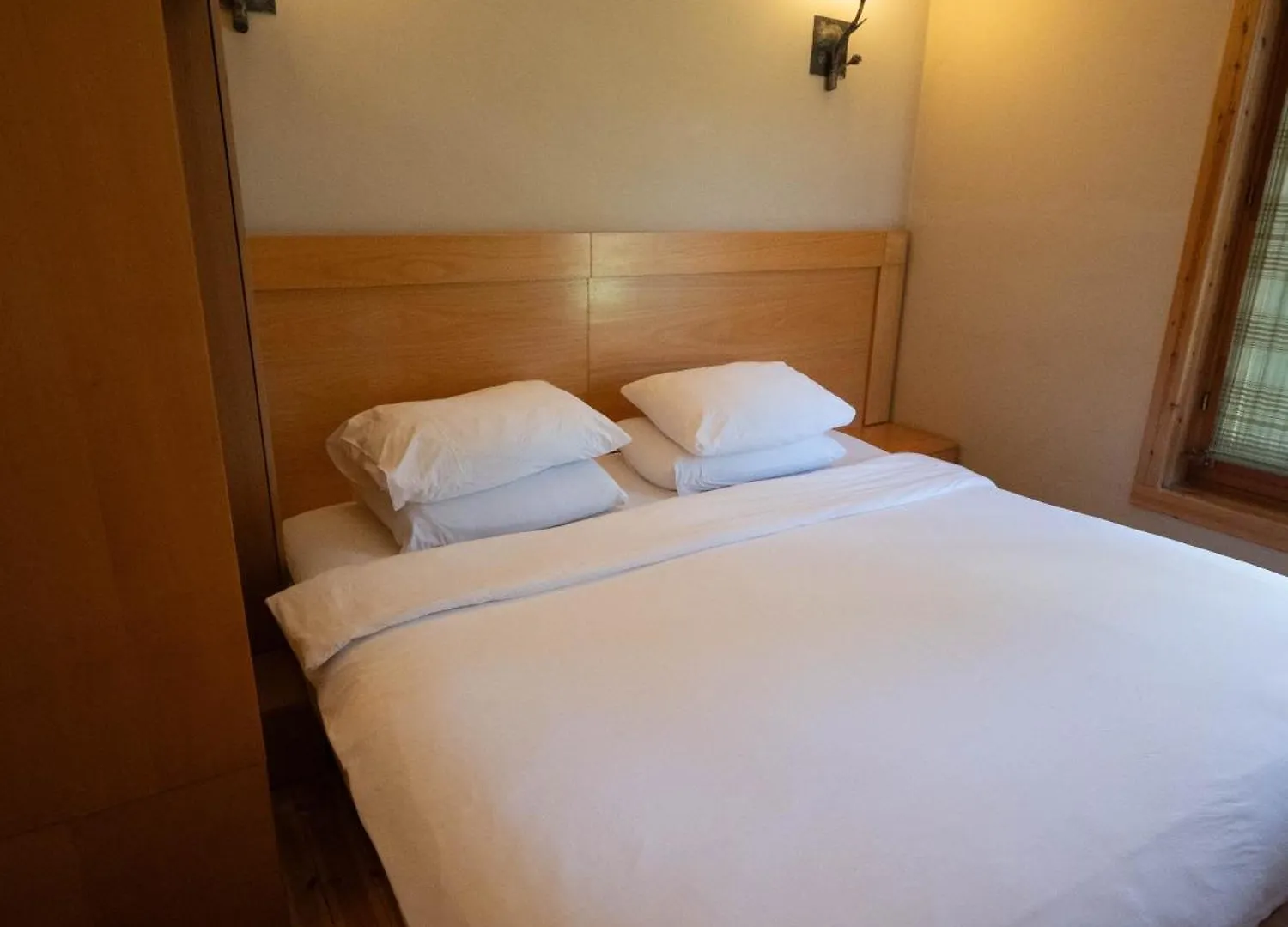 Natyral Razma Resort Razëm 4*,  Albánie