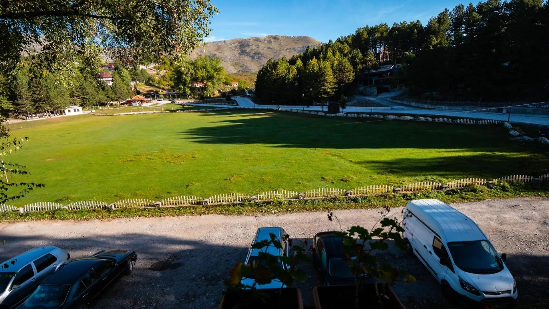 ****  Natyral Razma Resort Razëm Albánie