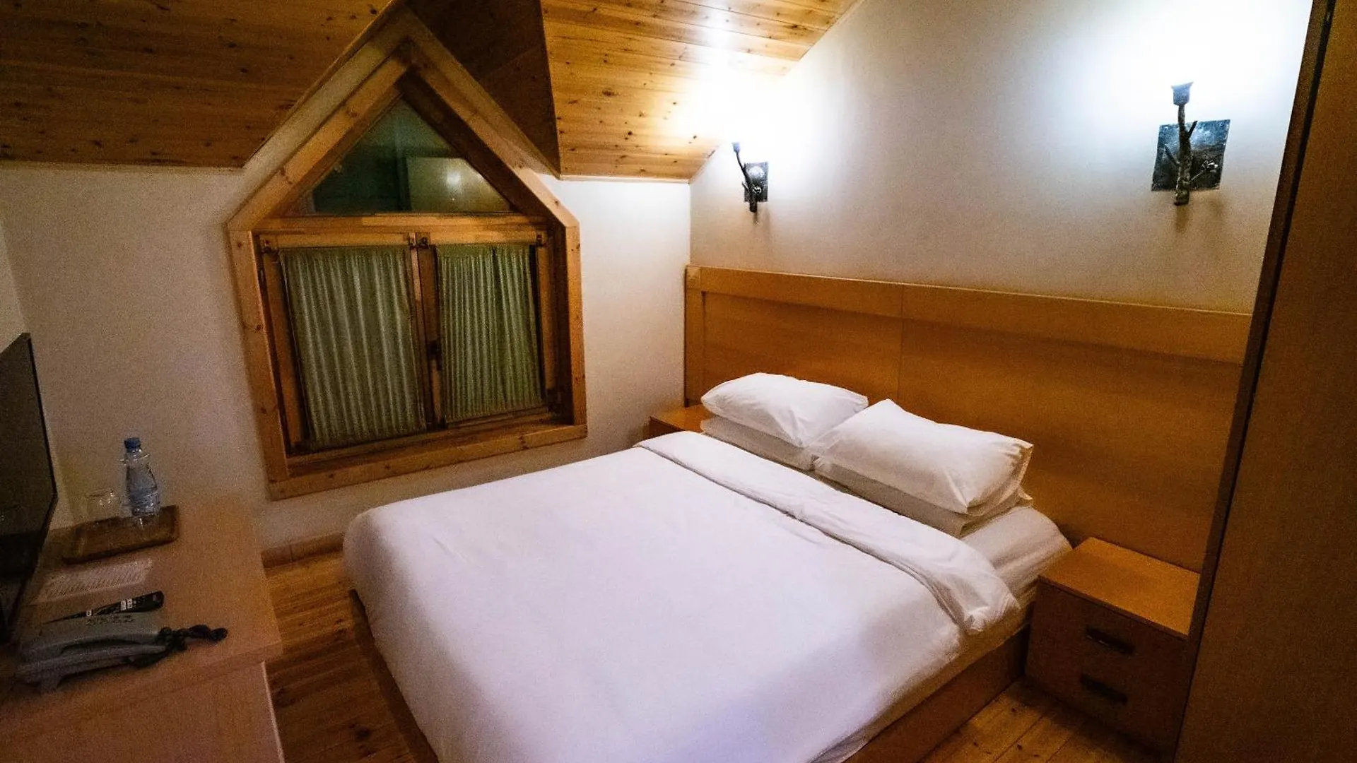 Natyral Razma Resort Razëm 4*,  Albánie